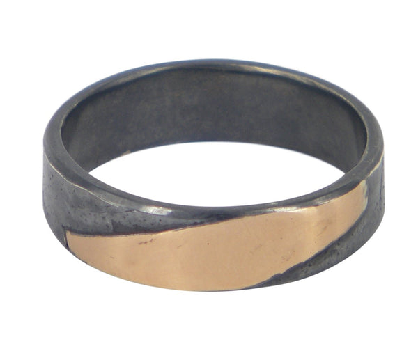 Rough & Raw (oxidised rose) by Gavin Macsporran. A beautifully crafted mens ring blending timeless design with Australian artistry.
