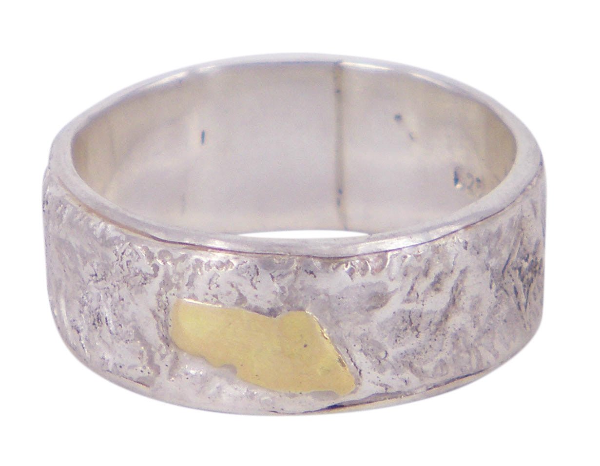 Rocky Coast by Gavin Macsporran. A beautifully crafted mens ring blending timeless design with Australian artistry.
