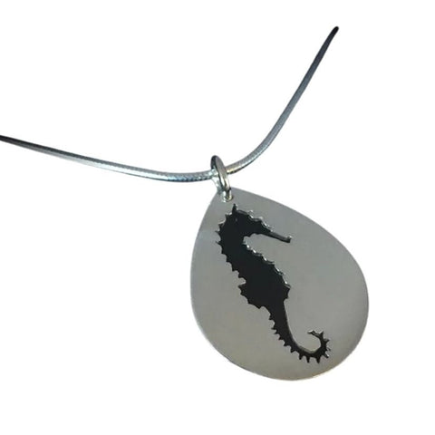 Pierced Seahorse by Melissa Baldock. A striking pendant with exceptional craftsmanship, highlighting Australian handmade jewellery.
