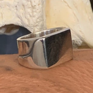 Fokker signet ring