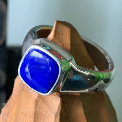 Square (Lapis Lazuli) signet ring