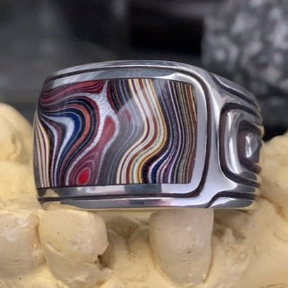 Swell (fordite) sisgnet ring